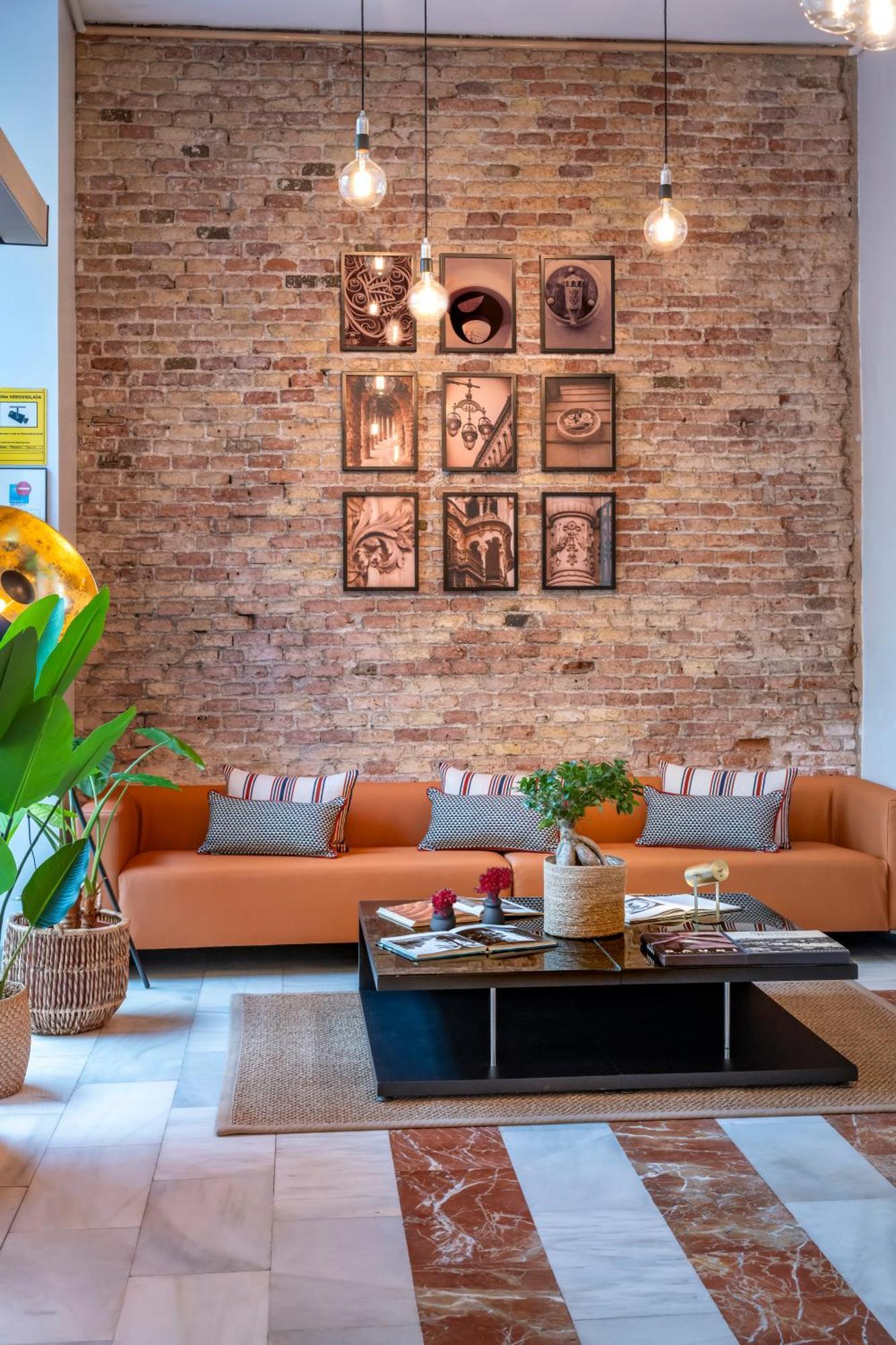 Serhs Carlit Boutique Hotel Барселона Экстерьер фото