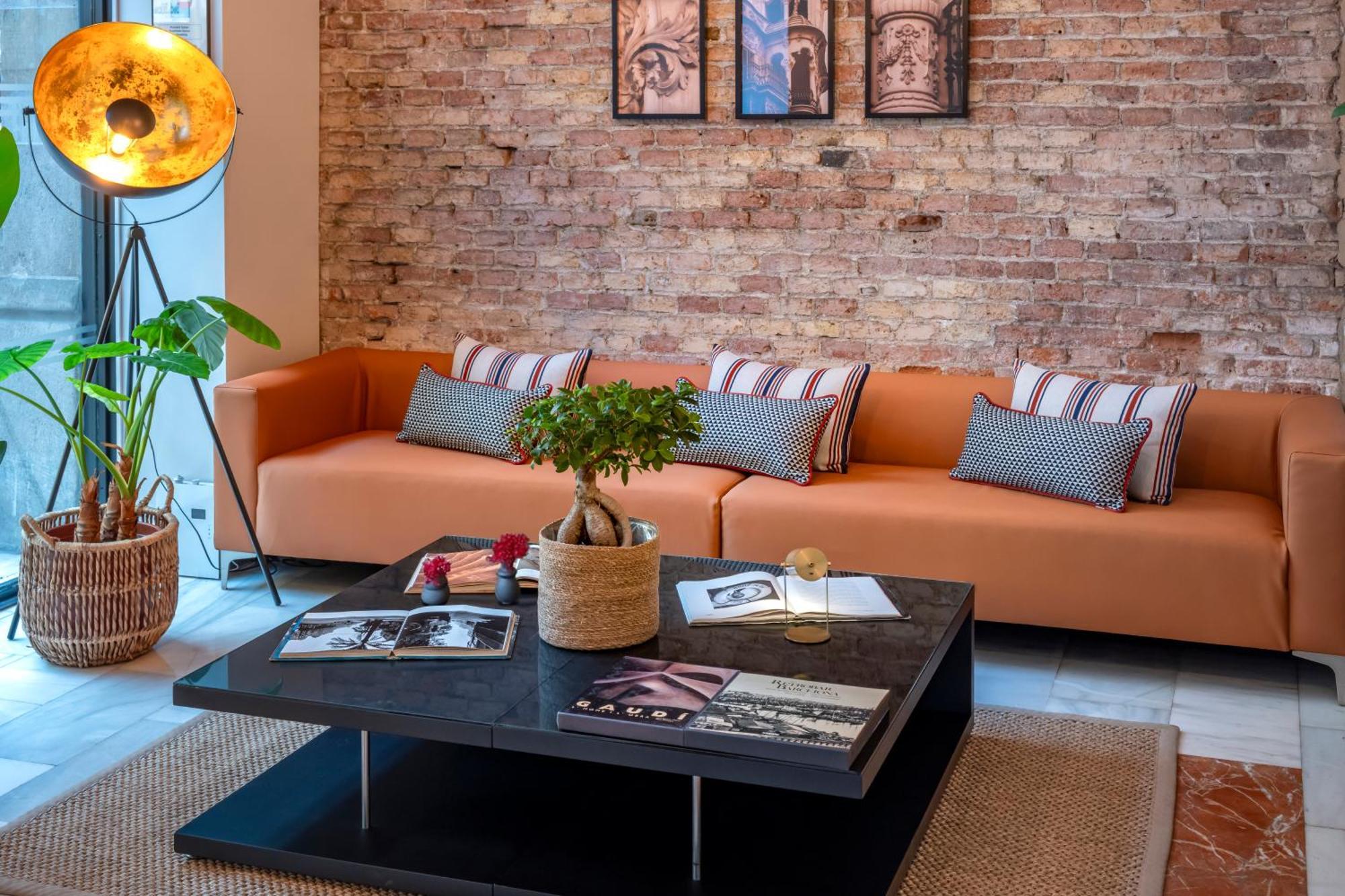 Serhs Carlit Boutique Hotel Барселона Экстерьер фото
